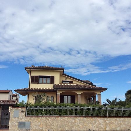 Il Porticato Bed and Breakfast Πίζα Εξωτερικό φωτογραφία