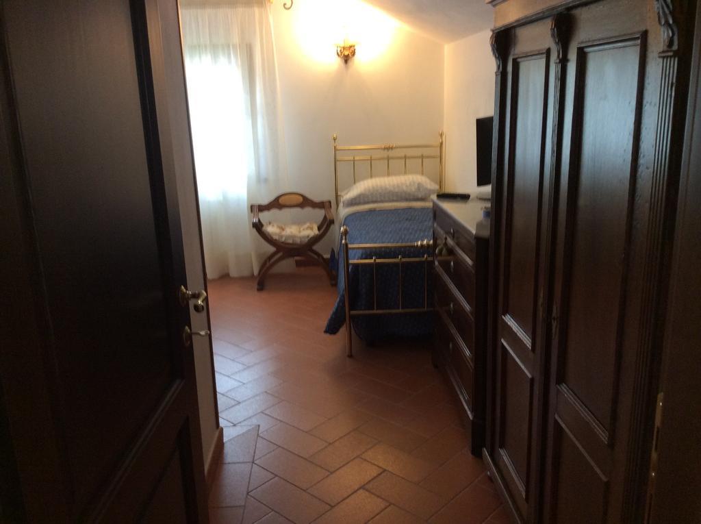Il Porticato Bed and Breakfast Πίζα Δωμάτιο φωτογραφία